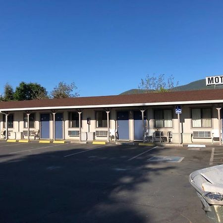 Kelseyville Motel Bagian luar foto