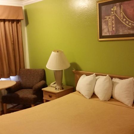 Kelseyville Motel Bagian luar foto
