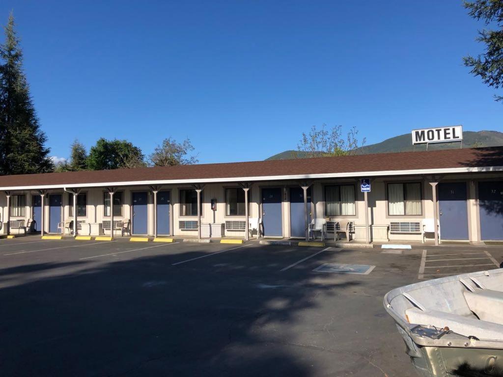 Kelseyville Motel Bagian luar foto