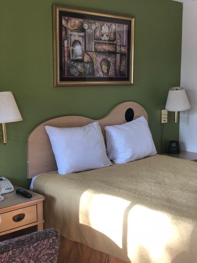 Kelseyville Motel Bagian luar foto